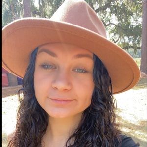 Meet your Posher, Rylee